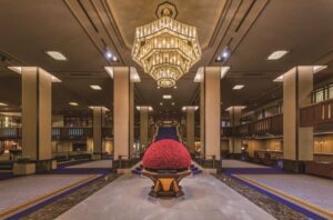 ラグジュアリーなホテルの魅力と2025年の新たな宿泊体験