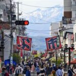 盛岡・材木町の路上市「よ市」の魅力を探る!毎週土曜日開催中!