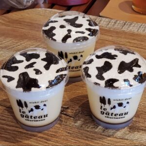 もはや食のテーマパーク？隈研吾デザインの道の駅とA5ランク牛肉？！