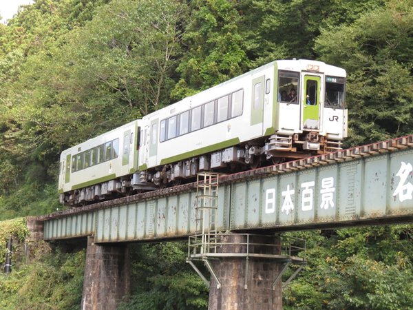 【朗報】大船渡線100周年のカウントダウンボード設置されたらしいwww