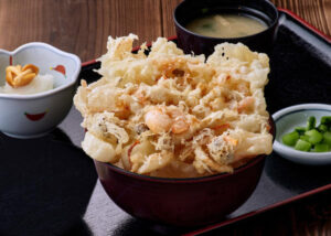 【朗報】東日本のSA・PAで食うべきデカ盛りグルメTOP５ｗｗｗ