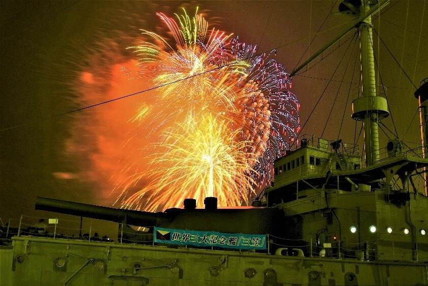 10/5「よこすか開国花火大会」1万発が、横須賀の夜空を彩る!