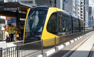 「宇都宮LRT」利用者累計900万人達成!想定より5カ月も早く!
