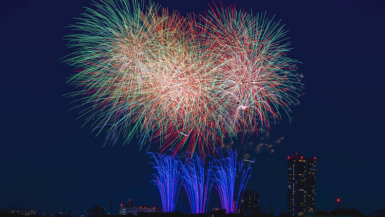 「八王子花火大会」明日、7/26開催！4,000発が夜空を彩る！