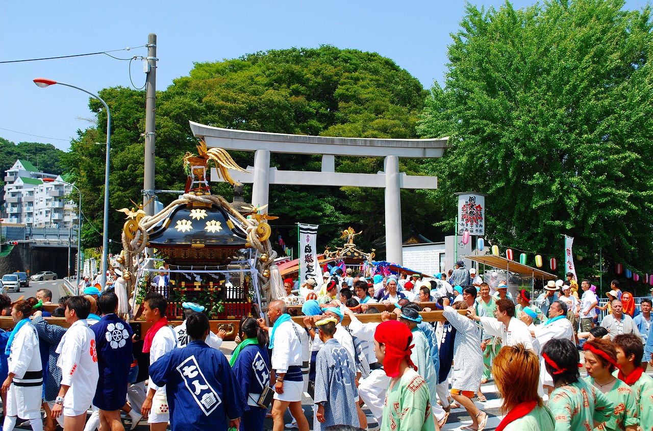 神奈川県藤沢、白旗神社「 令和7年 白旗まつり」開催!7/15~