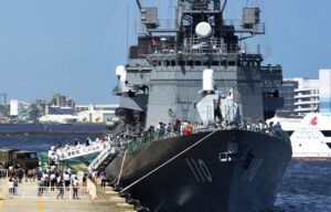 「第66回 須崎まつり」護衛艦「たかなみ」一般公開 in 須崎港！