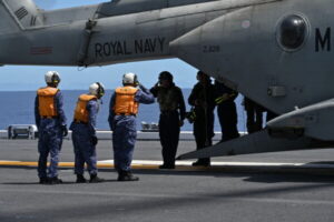 海自目線の映像が話題   6か国共同訓練のダイジェスト動画公開！