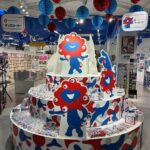 アニメイト梅田が「ステージはん」にミャクミャクコーナー展開!