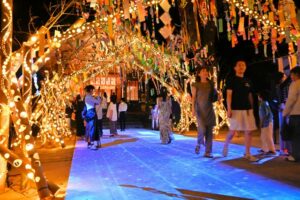 太宰府市「鬼滅」ファンに人気の「竈門神社」の七夕祭りとは？