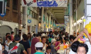 川崎市、武蔵新城の夏の風物詩「にぎどん」夜店市！8/29～開催