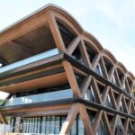 横浜・臨港パークに新複合施設 10/17オープン! 野外映画も上映