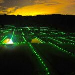 新潟・上越「泉の棚田」の2000灯が織り成す幻想的な風景