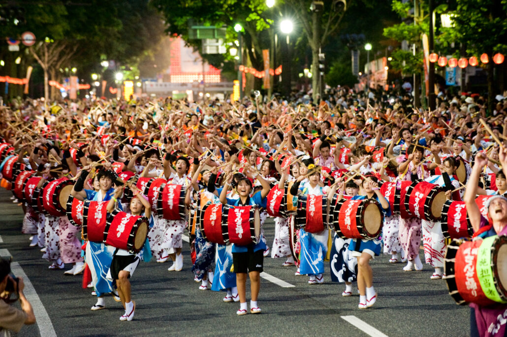 岩手「盛岡さんさ踊り」が開幕! 4日間、のべ2.5万人が乱舞する!