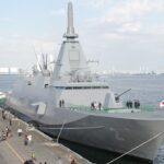 護衛艦「やはぎ」長崎港に「お帰りなさい！」一般公開は30日！