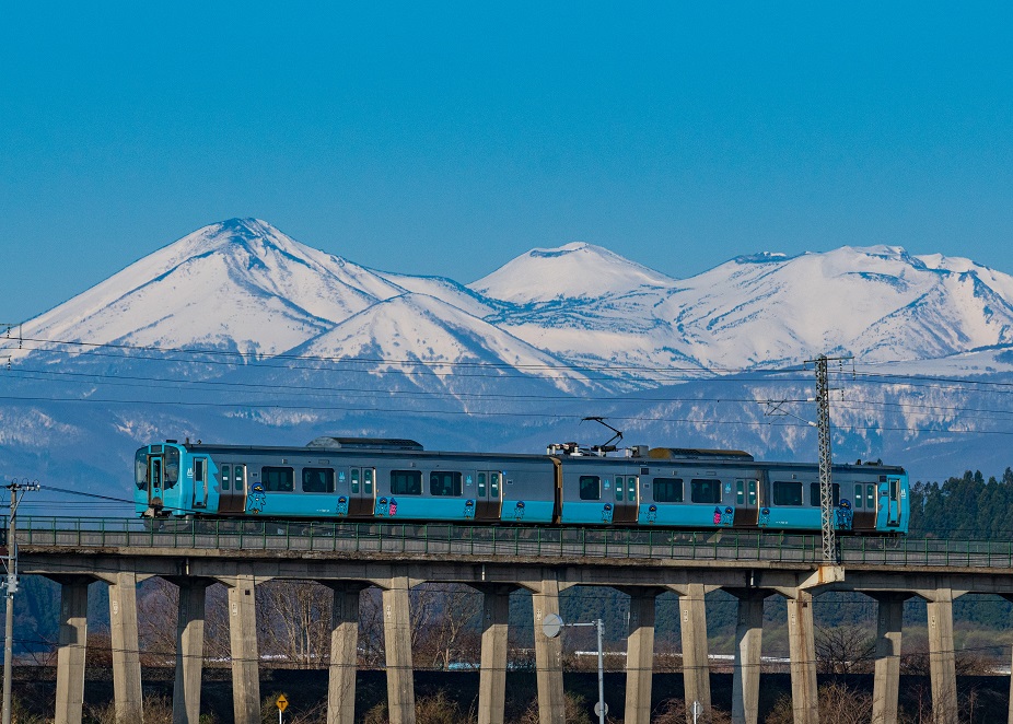 青森、青い森鉄道「三沢基地航空祭」に合わせ臨時列車等を増設！