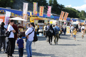 西武「よこぜ車両基地フェス」秩父横瀬の酒やグルメも！10/26