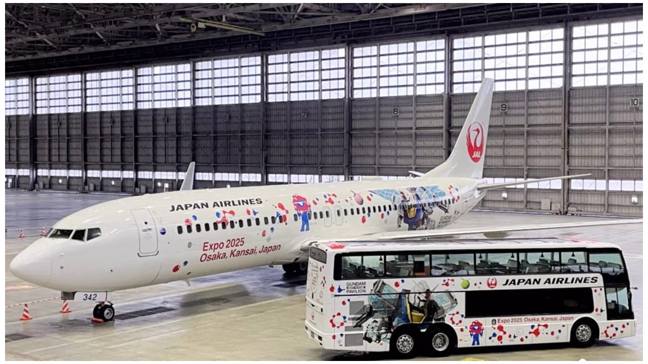 【悲報】JAL ガンダム特別仕様機の遊覧を中止 最少催行人数に届かず