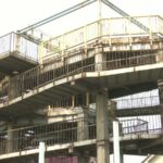 千葉・津波避難タワー使用中止　耐用年数31年が10年でサビだらけ！