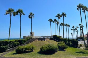 まるでハワイ「小坪海浜公園」鎌倉駅からバスで10分のリゾート!