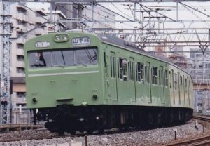 山手線「環状運転100周年記念」懐かしの復刻ラッピング 10/4~