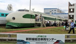新幹線総合車両センター「第37回 新幹線車両基地まつり」開催!