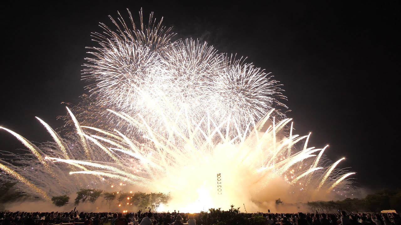 群馬県「第13回 沼田花火大会」1万発が秋空に咲く 9/13開催!