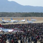 「芦屋基地航空祭」レッドドルフィンやホワイトアローズ登場！