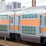 JR東日本、中央線グリーン車で生演奏？ 期間限定で11/1～ 運行！