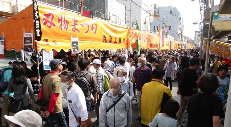 刃物のまち岐阜県関市の一大イベント「刃物まつり」12日まで!