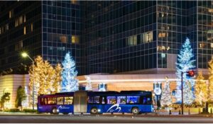 横浜市・特別イルミネーションバスが都心臨海部を特別運行!