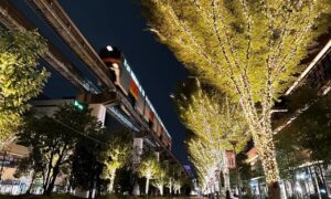 立川駅北口でイルミネーション開幕! 点灯式にロージークロニクルも