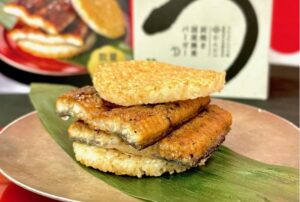 【驚愕】モスから「国産鰻重バーガー」登場！2個入りで6000円！