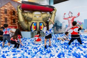 ウルトラマンの世界観で遊ぶ「ウルトラアスレチック横浜」が10周年!