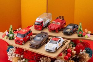 今日から！中身はお楽しみ「福舞トミカ」全6種、12/27日～発売！