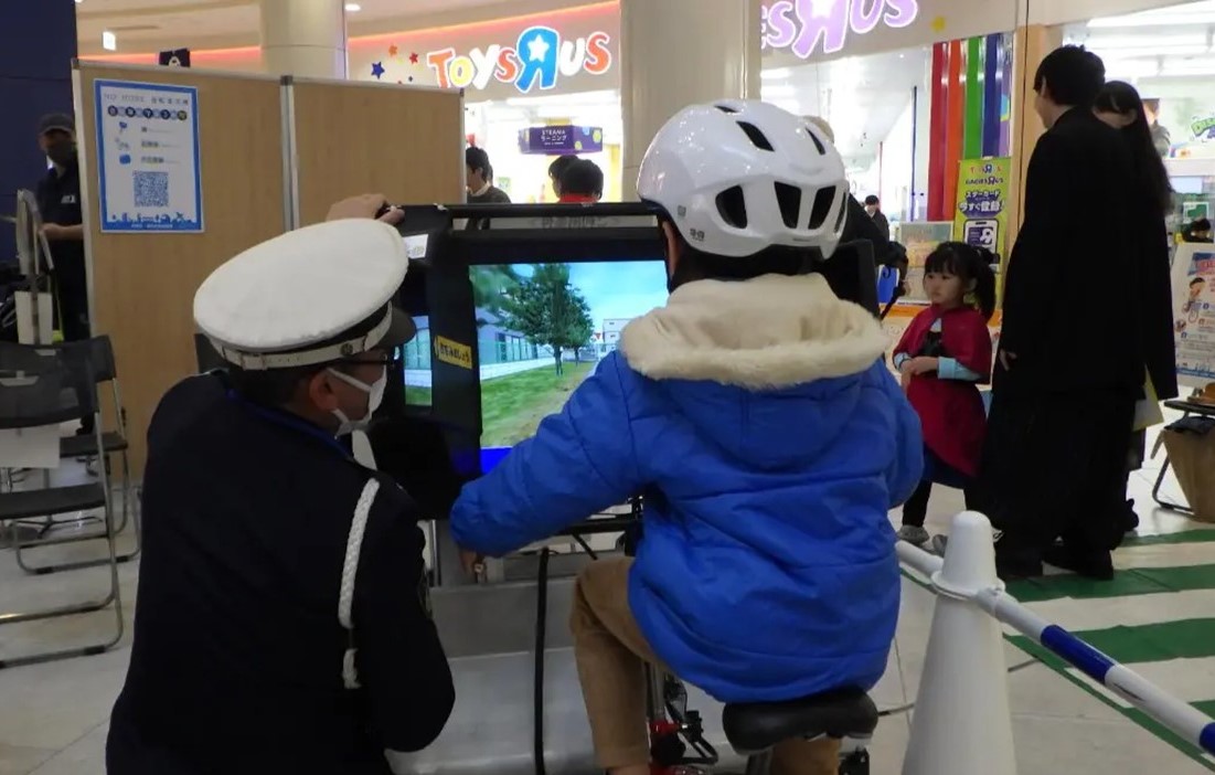 イオンモール伊丹で「交通安全イベント」楽しく安全学習！ 1/24日