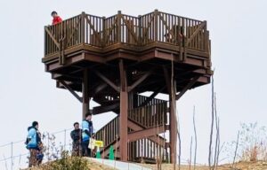 アニメ「ゆるキャン△」の聖地、浜松・細江町に「展望台」が復活！