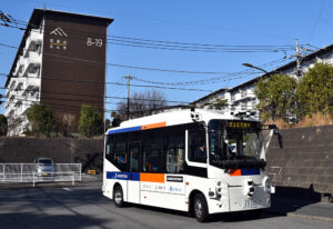 横浜市旭区で、無料の自動運転バス！二俣川〜左近山で実験運行中！