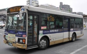 京王バスが「クレカ乗車」拡大、本格導入へ　300台が対応！3/27日～