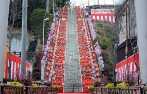 3月1日、茨城・大子で春の風物詩「百段階段でひなまつり」が開催!
