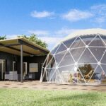 埼玉最大級のグランピング施設が開業！カートで夜の動物園ツアーも