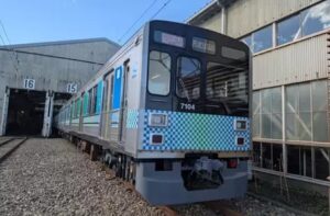 西武鉄道、JR東と技術協力 人の接近検知システム導入! ワンマン運転へ向けて