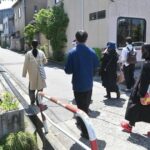 金沢で電柱の看板アートを巡る「知ればおもしぃ路上観察ツアー」9/5日まで