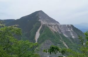 秩父・武甲山の「水歩荷」に協力して、武甲温泉の特典をゲット！