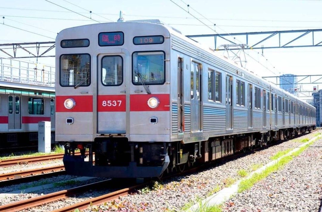 東急の旧型電車「8500系」が、こどもの国線で復活運転！5/2日～