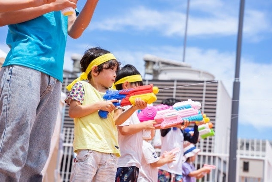 横浜ワールドポーターズに水遊びパーク！今年はエリアを拡充！7月3日～