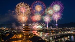 宮城・仙台の夏の夜空を彩る「仙台七夕花火祭」開催！ 8月5日