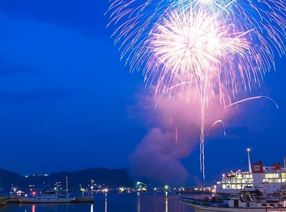 横須賀で「久里浜ペリー祭」2年ぶりの花火大会も楽しみ! 7月11日