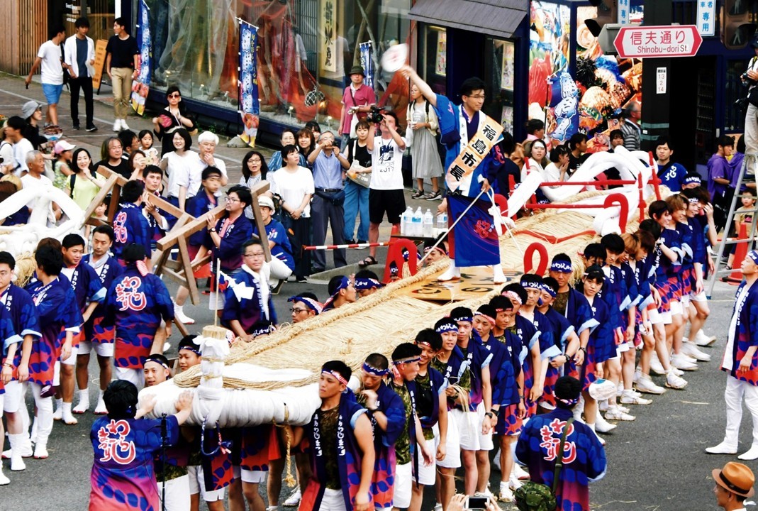 本日2日目「福島わらじまつり」大雨と雷で中止! 明日、最終日に期待!