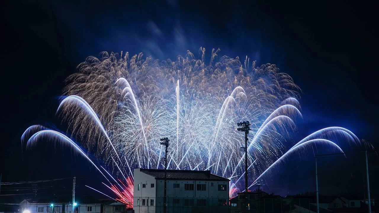 奥州市で、9000発が夜空を彩る「奥州の花火大会」開催！8月22日